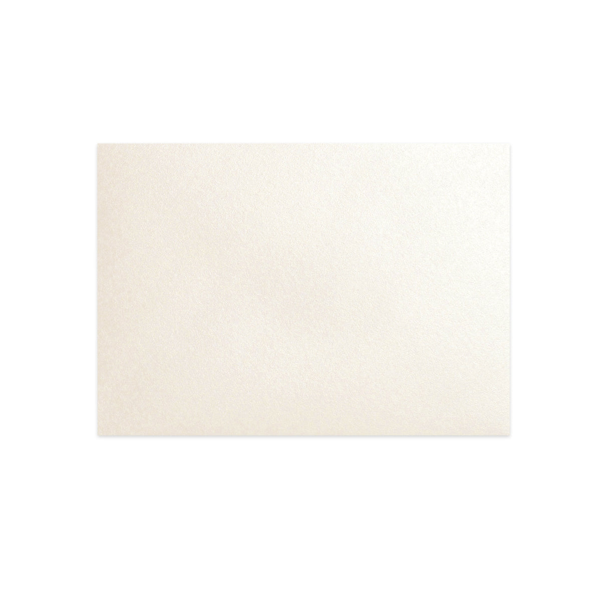 Østersfarvet kuvert - diamantklap 114x162 mm (C6)