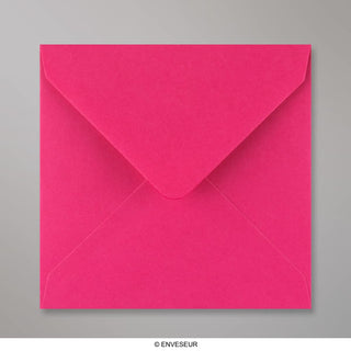Fuschia-lyserød konvolut 140x140 mm