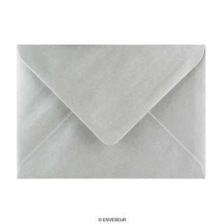 Metallisk sølvkonvolut 125x175 mm